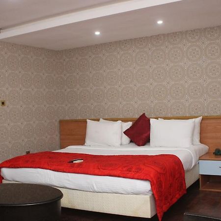 Pelican Hotel Lekki Exterior photo