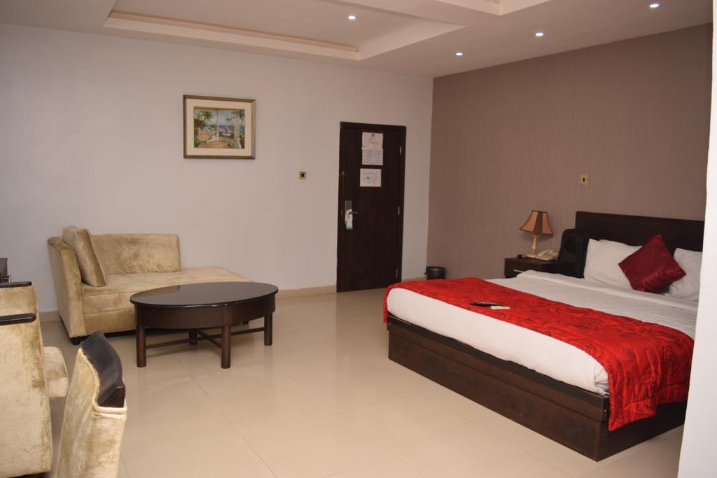 Pelican Hotel Lekki Exterior photo