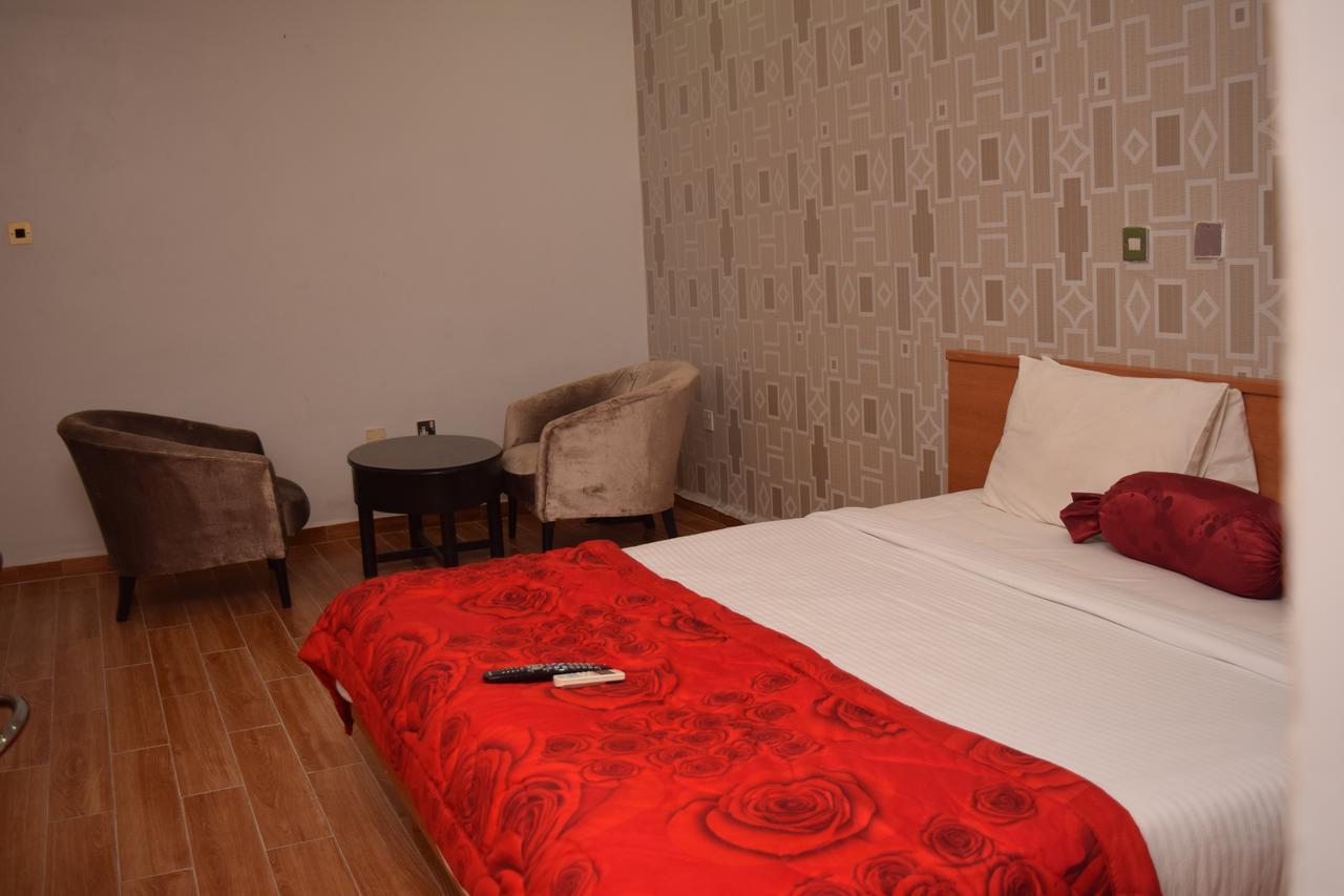 Pelican Hotel Lekki Exterior photo
