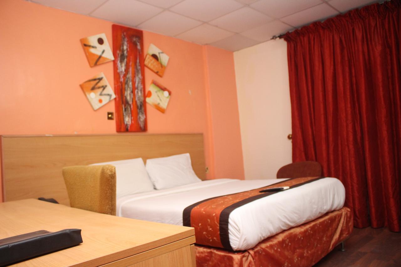 Pelican Hotel Lekki Exterior photo